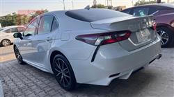 تۆیۆتا کامری